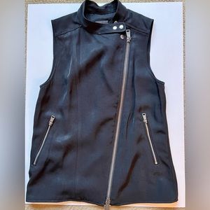 Moto Vest | US Small | Black